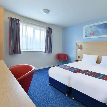 Travelodge Бакингем Номер фото